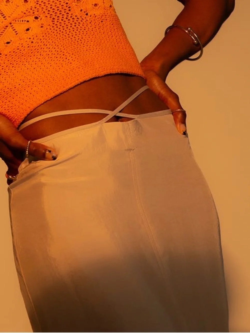 H&M Skirt with Lace details - Picture 15 of 16